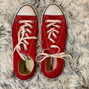 red converse size 7 1/2 men’s or 9 1/2 women’s